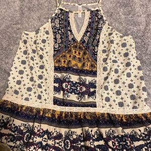 Xhileration tank top blouse size small!